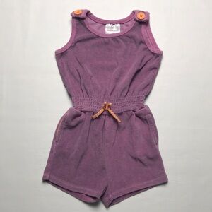 **Hanna Andersson Romper (size 100)